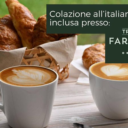 Residenza La Reggia Bed & Breakfast Caserta Bagian luar foto