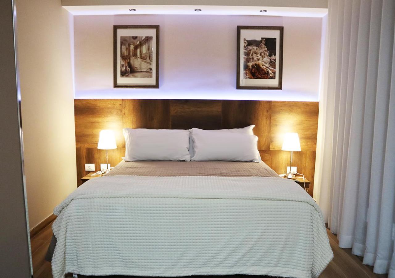 Residenza La Reggia Bed & Breakfast Caserta Bagian luar foto