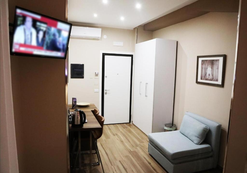 Residenza La Reggia Bed & Breakfast Caserta Bagian luar foto